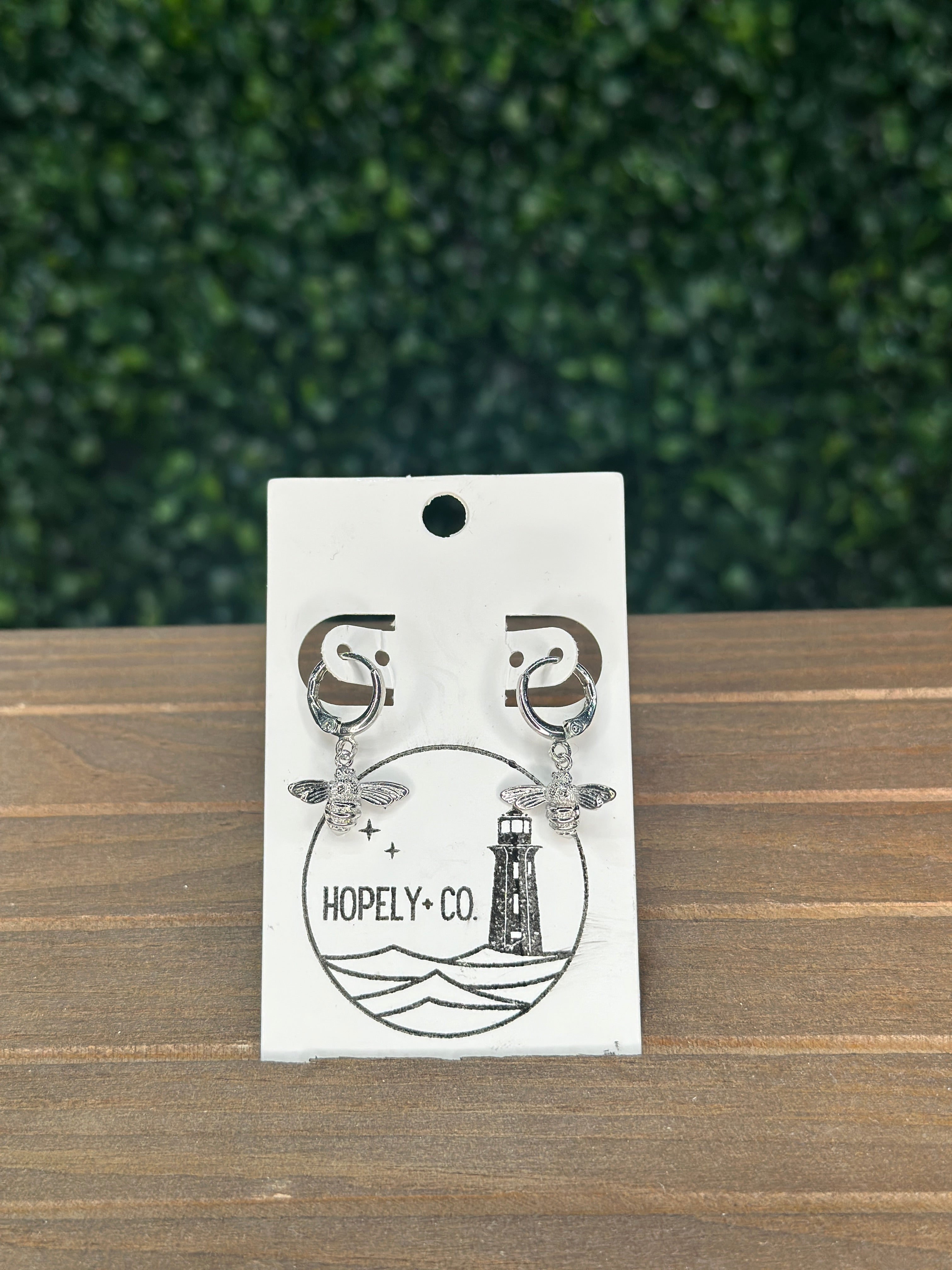 Hopely + Co - Huggie Hoops