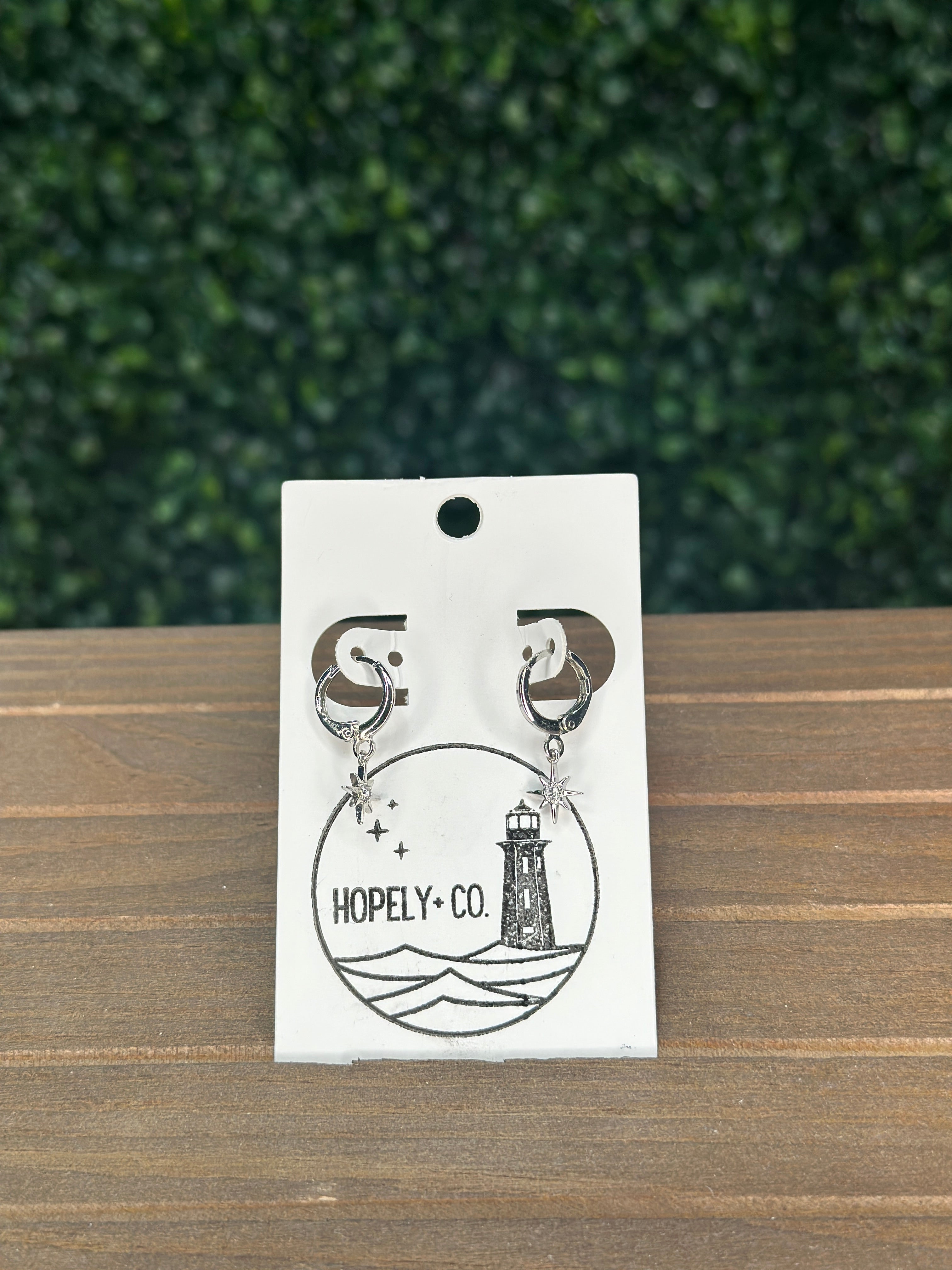 Hopely + Co - Huggie Hoops