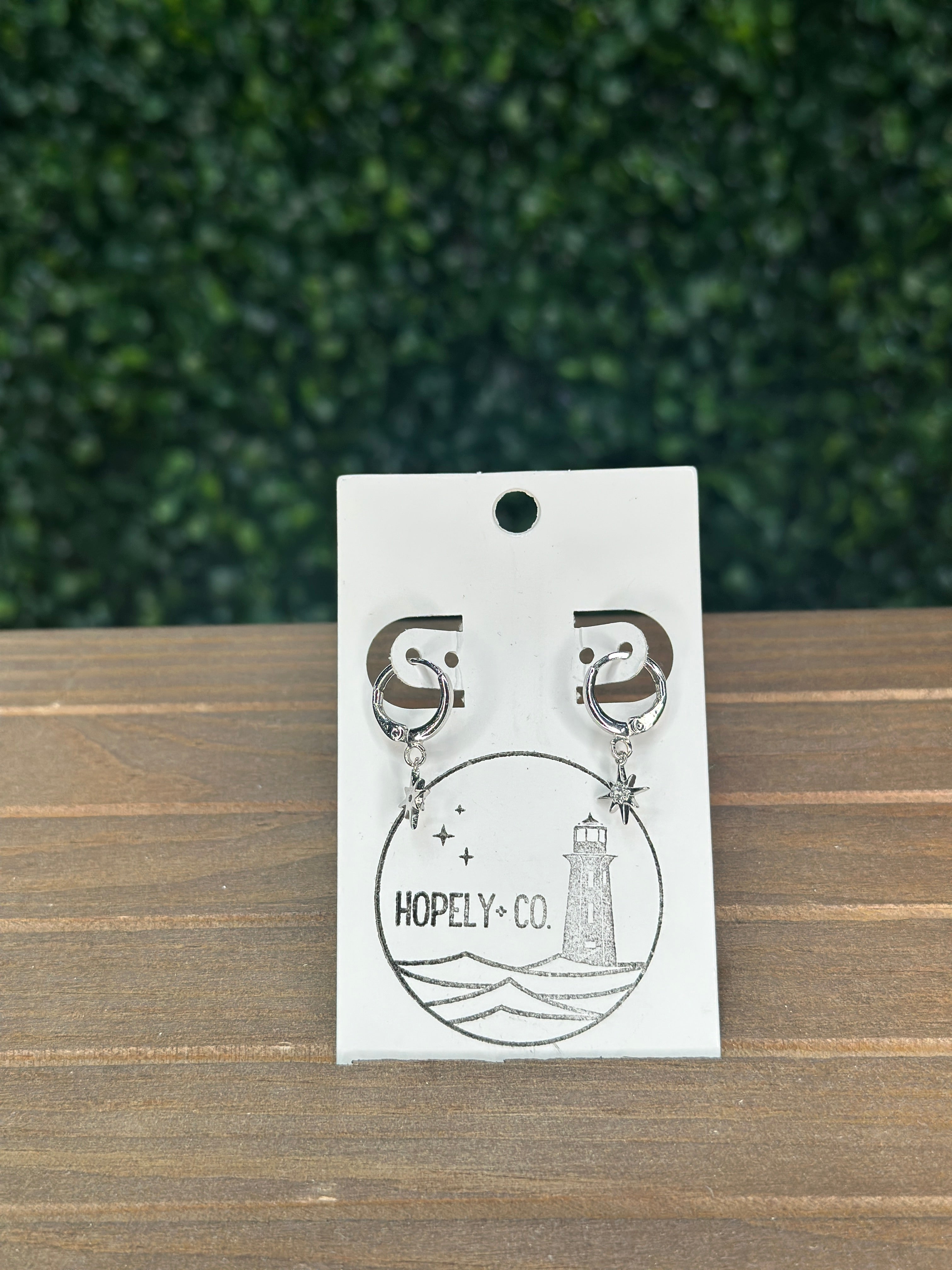 Hopely + Co - Huggie Hoops