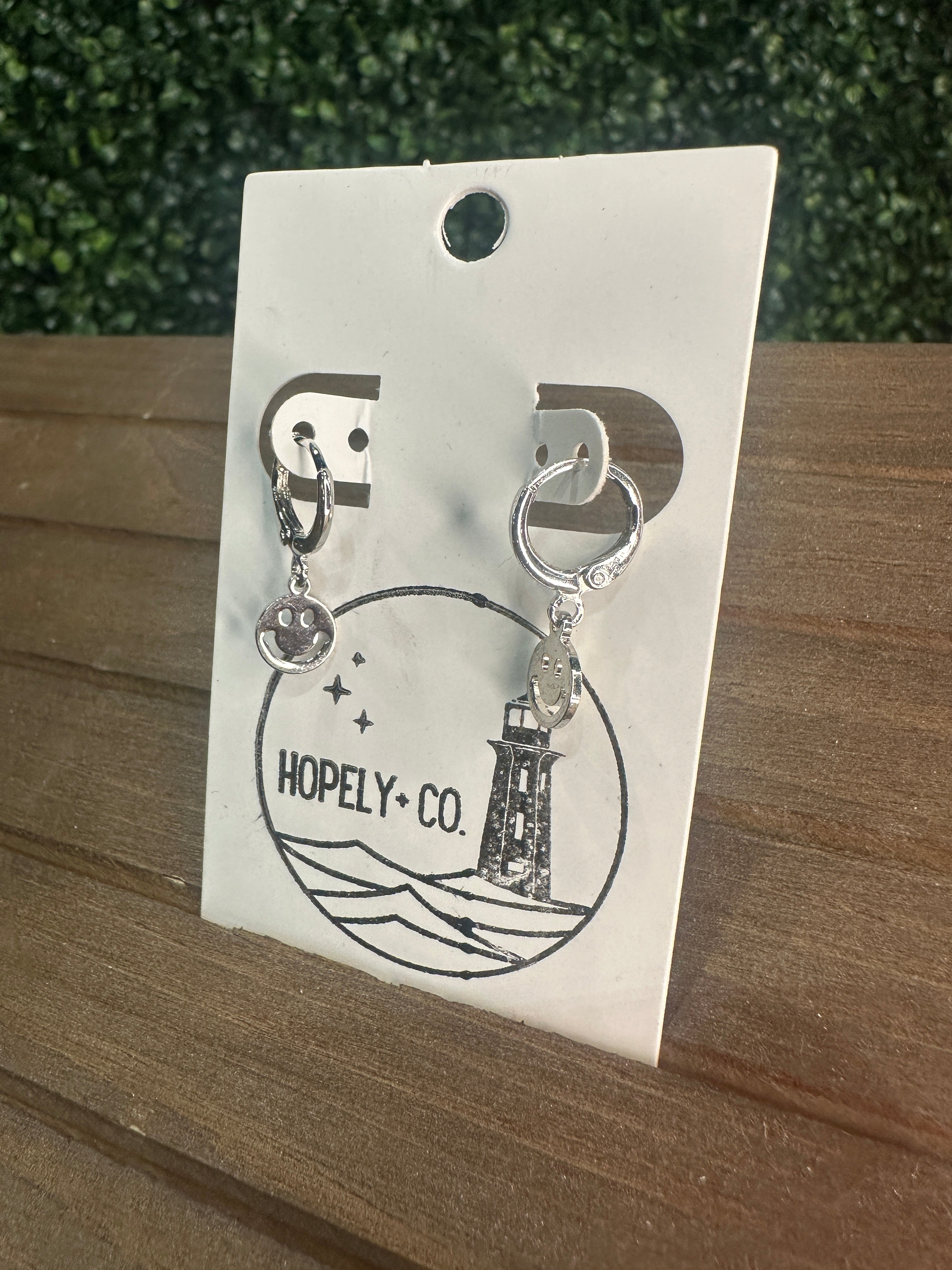 Hopely + Co - Huggie Hoops