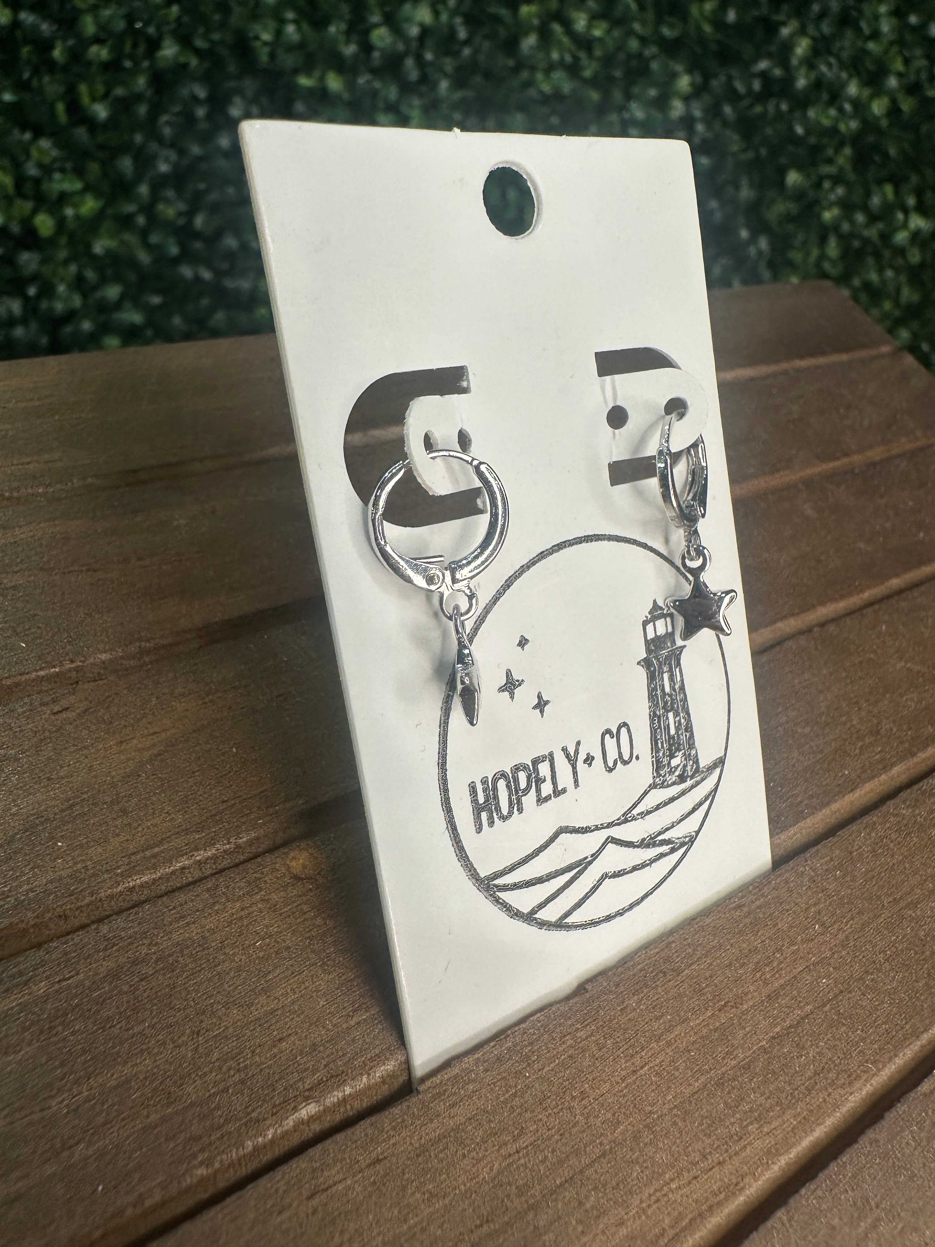 Hopely + Co - Huggie Hoops