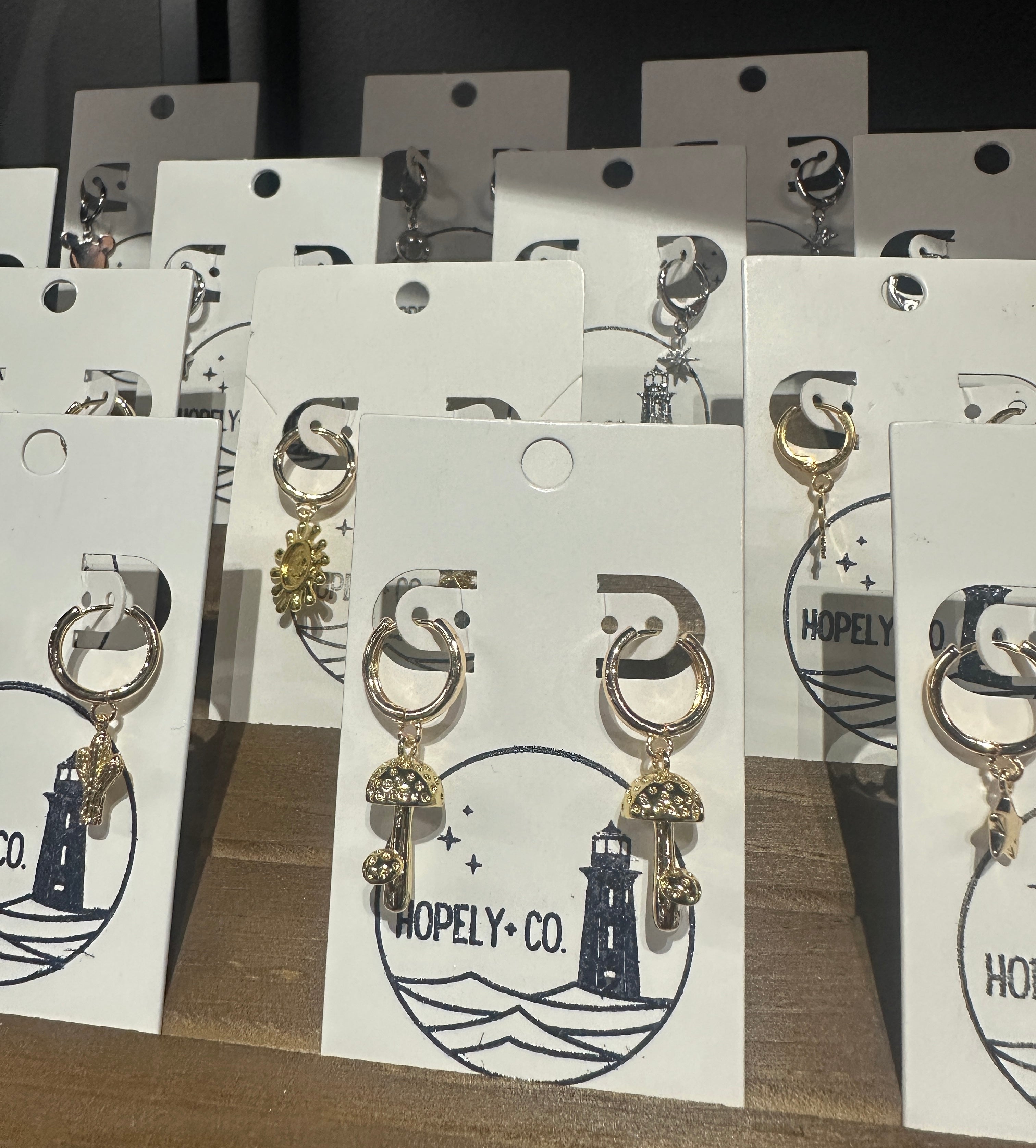 Hopely + Co - Huggie Hoops