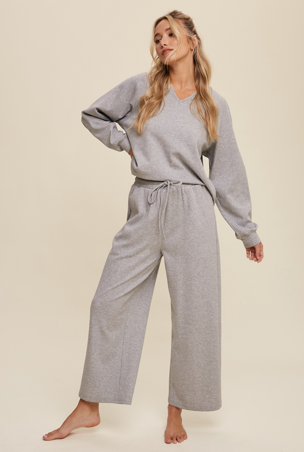 V-neck Sweatshirt and Pants Set