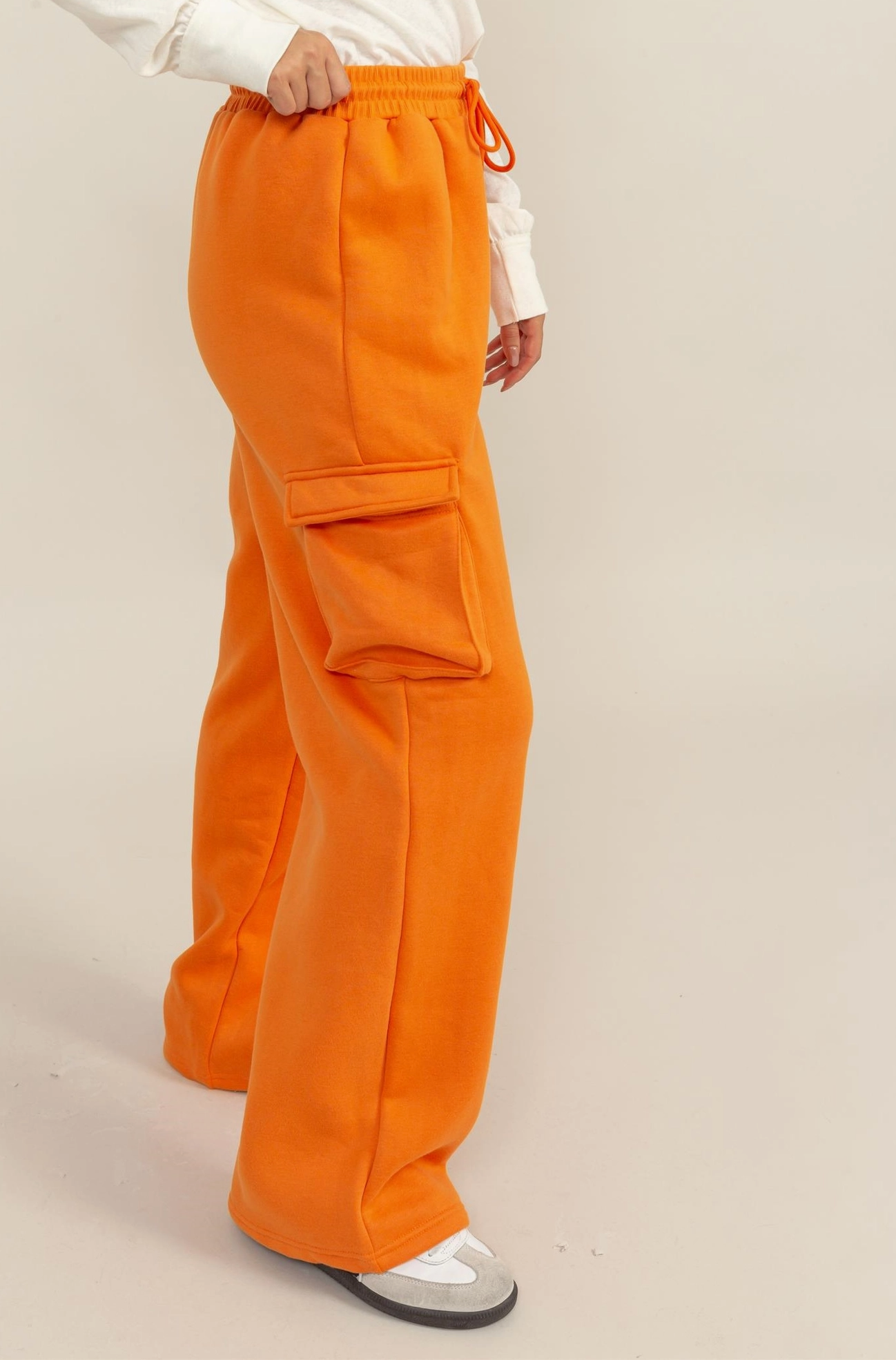HIGH-WAIST Cargo Sweatpants - Main Image