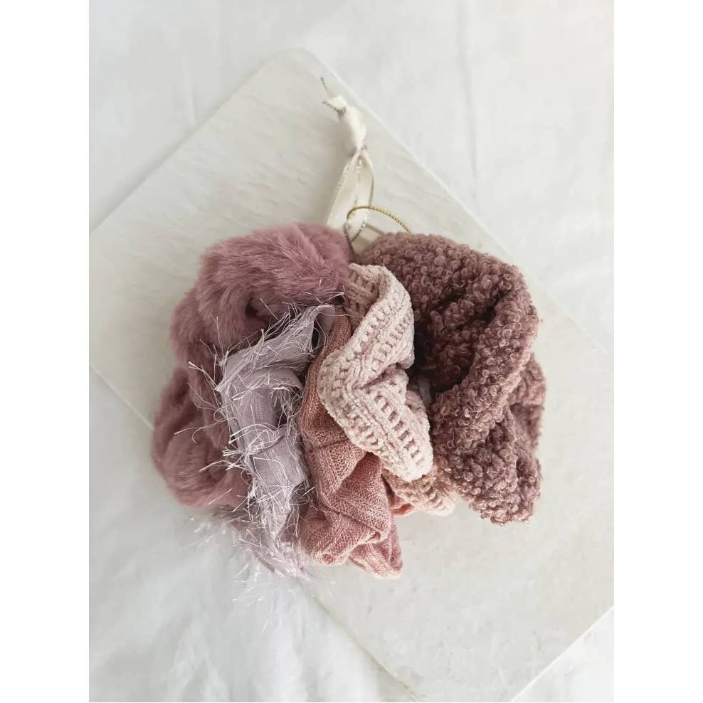 VELVET SOFT SCRUNCHIES SET - Mauve