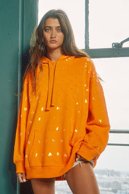Casual wear with a sparkly edge: Orange