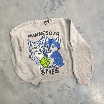 Minnesota Besties - Women's Crewneck Sweatshirt