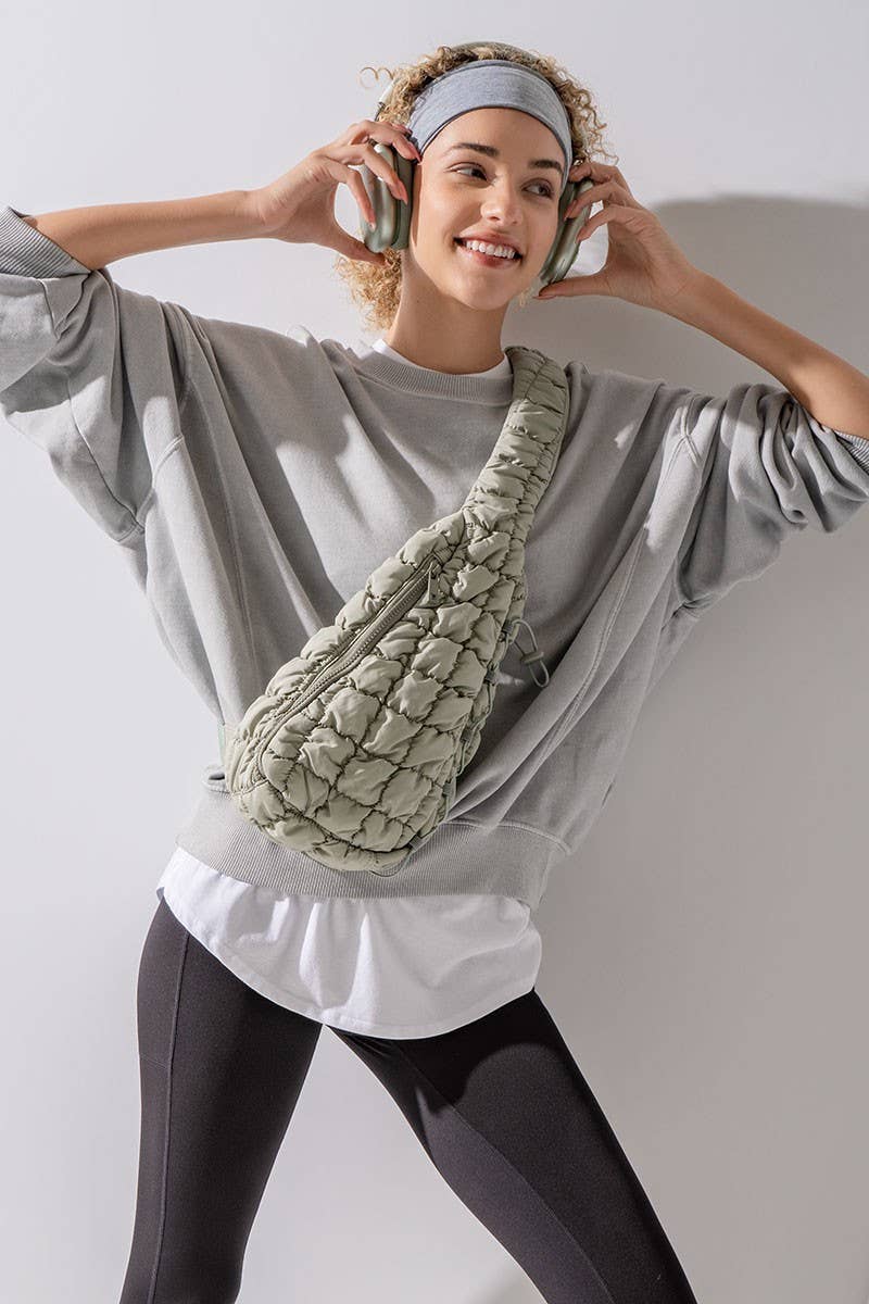 CROSSBODY QUILTED SLING BAG