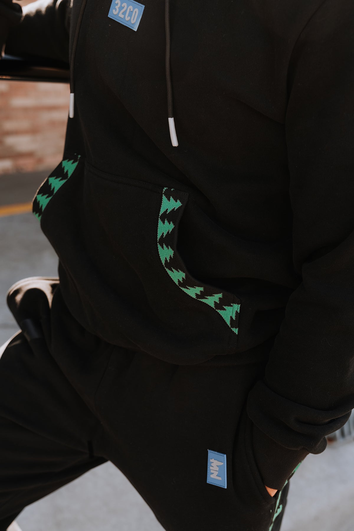 🔥 LIMITED PREORDER — 32CO TIMBERWOLVES “TREES” SWEATSUIT (ADULT +